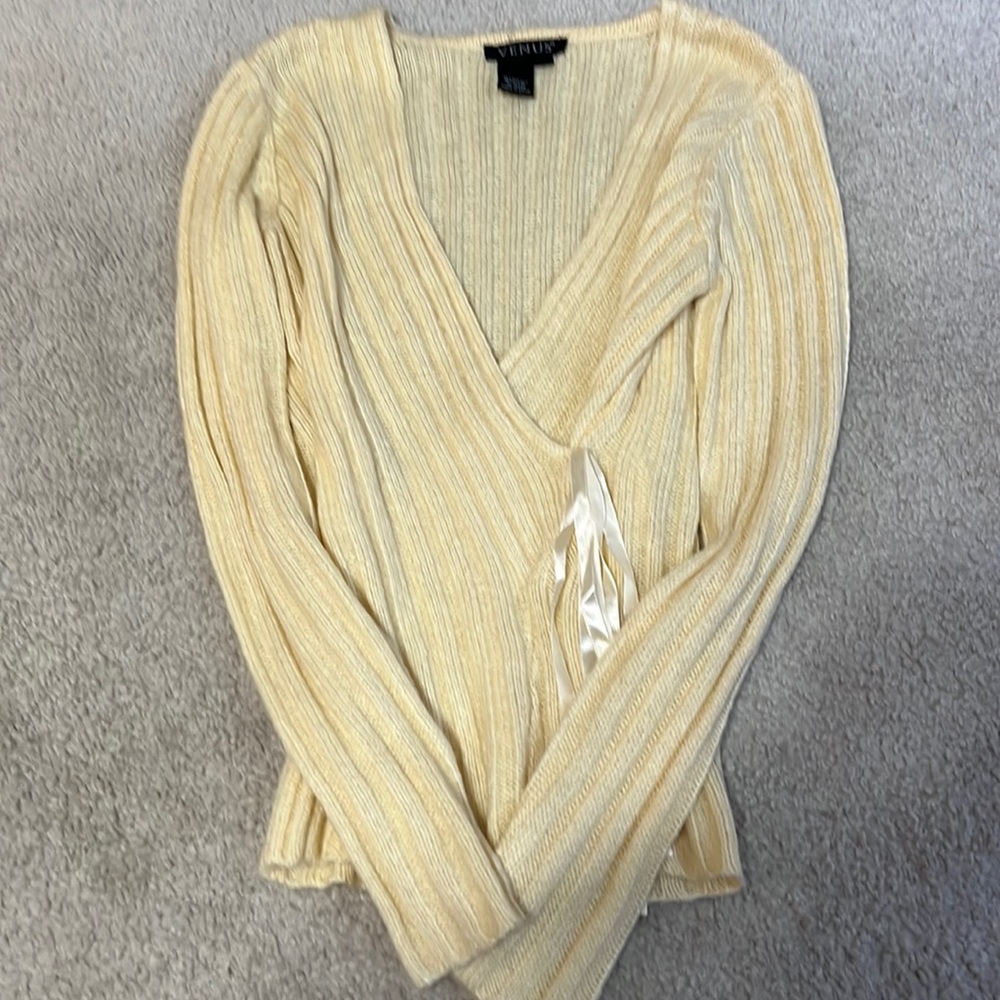 Venus wrap cream sweater size small